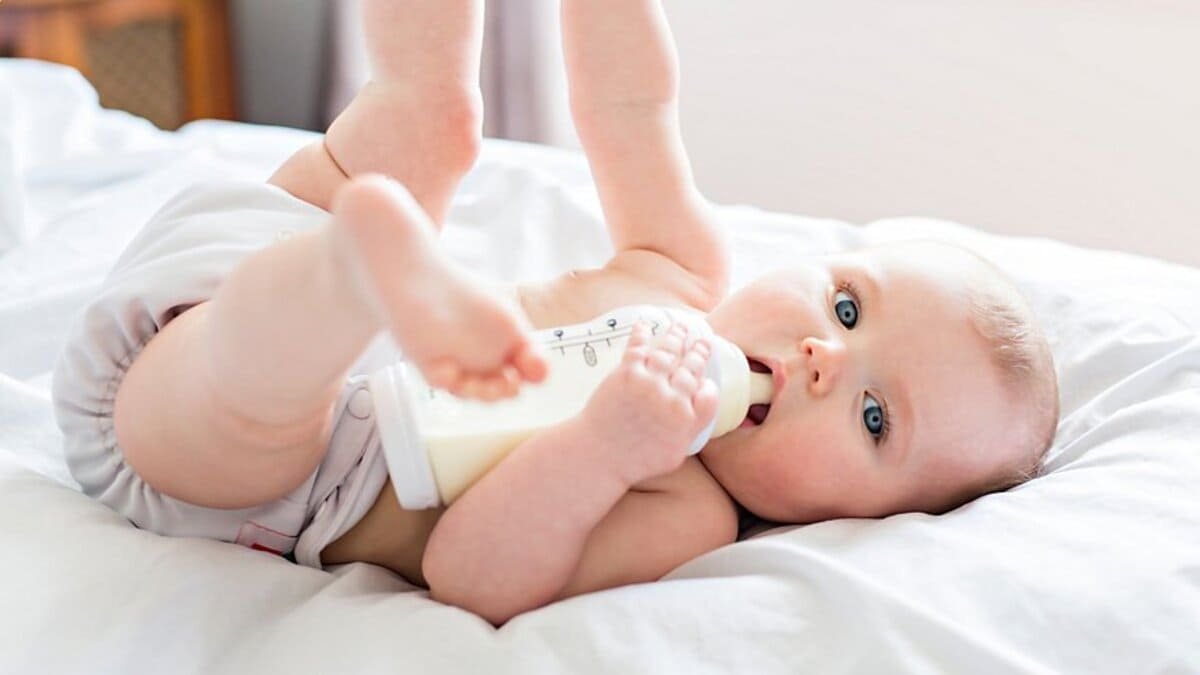 Dicas para Ajudar seu Bebê Aceitar a Mamadeira