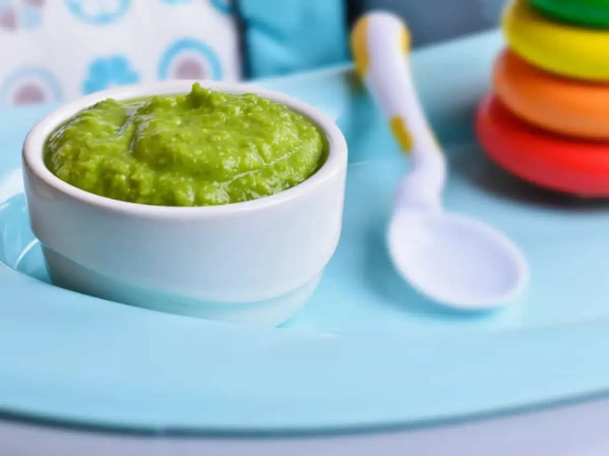 Papinha de Abacate: Benefícios, Receita e Como Oferecer