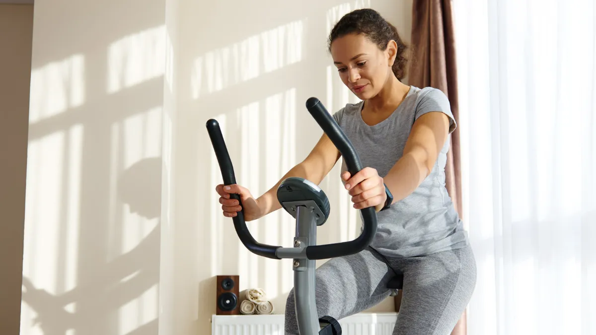 A Melhor Bicicleta Ergométrica para Mães que Querem Voltar a se Exercitar em Casa