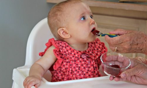 15 Alimentos Para Soltar Intestino do Bebê: Guia Completo 2025