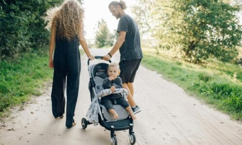 Como Escolher o Melhor Carrinho de Passeio para o Seu Bebê: Guia Completo com Dicas de Segurança e Conforto